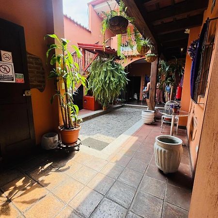 Hotel Chilero Y Cafe Antigua Екстер'єр фото