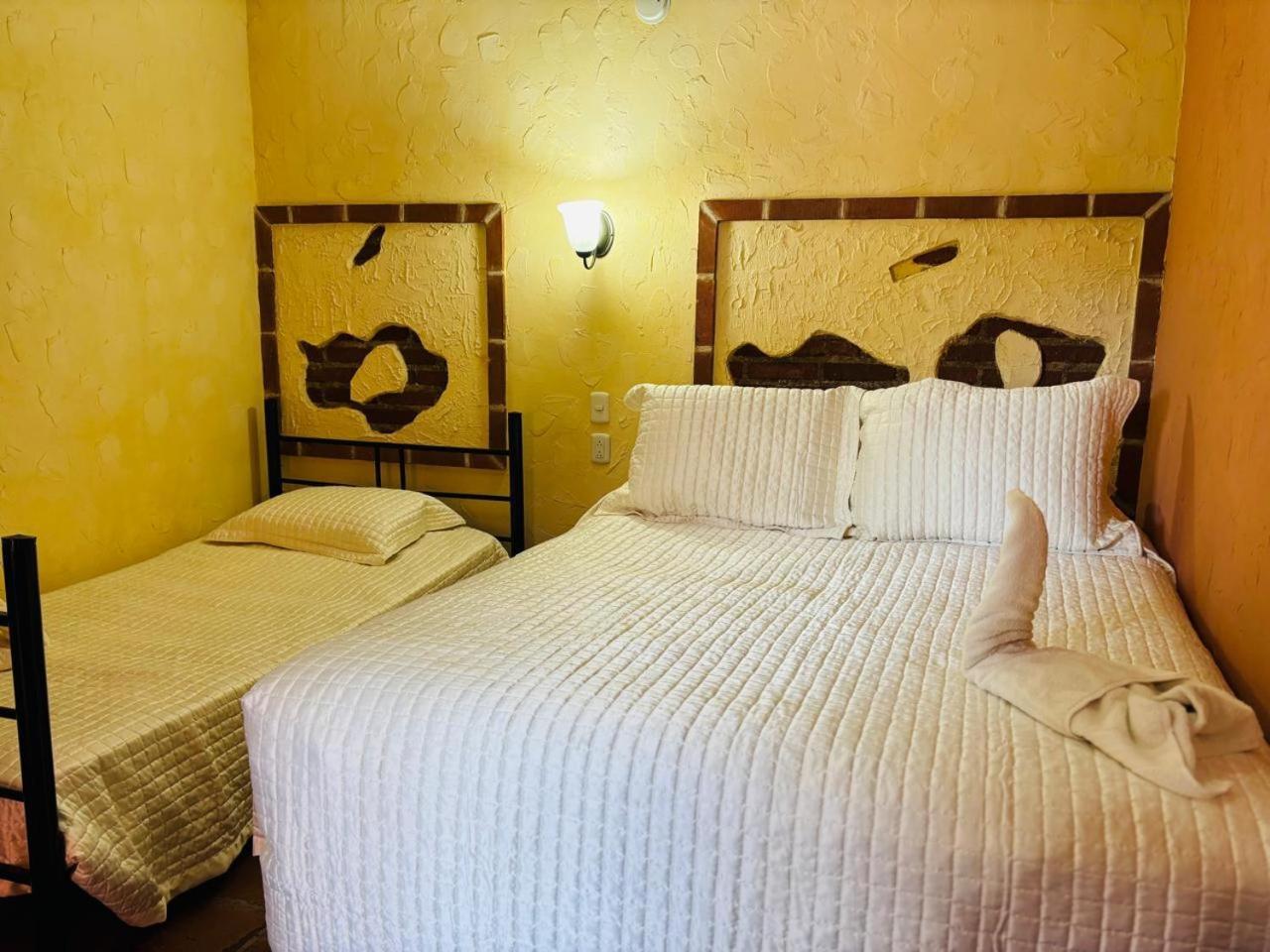 Hotel Chilero Y Cafe Antigua Екстер'єр фото