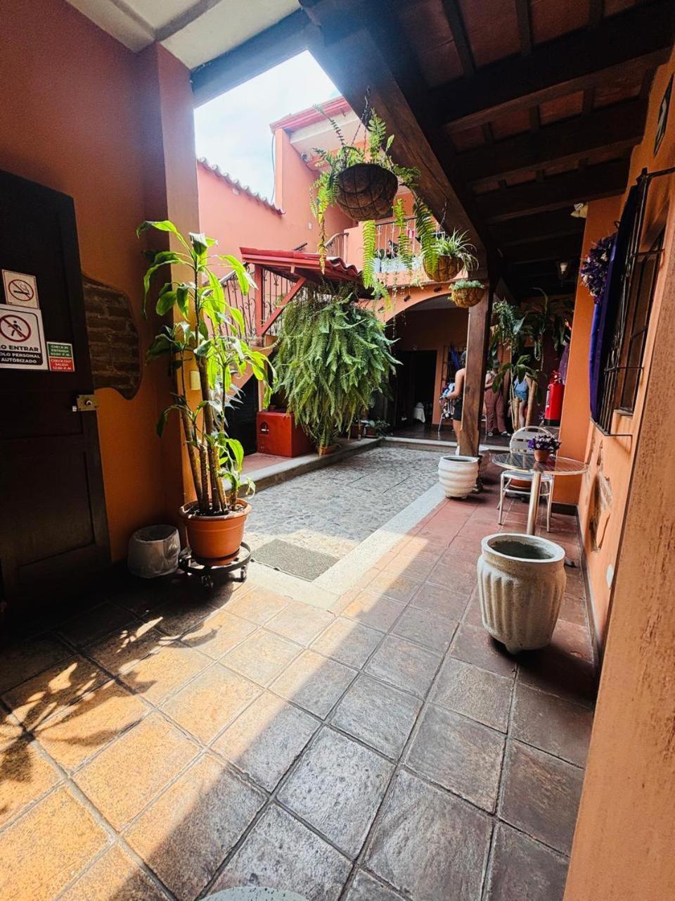 Hotel Chilero Y Cafe Antigua Екстер'єр фото
