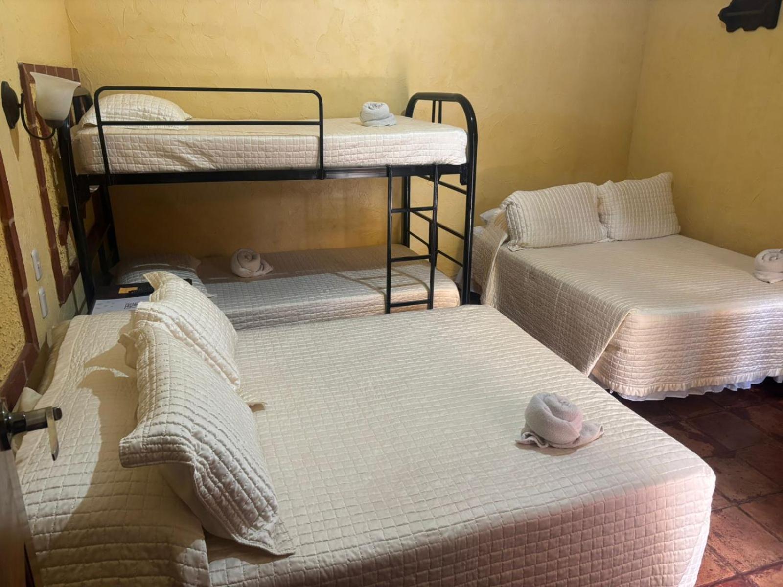 Hotel Chilero Y Cafe Antigua Екстер'єр фото